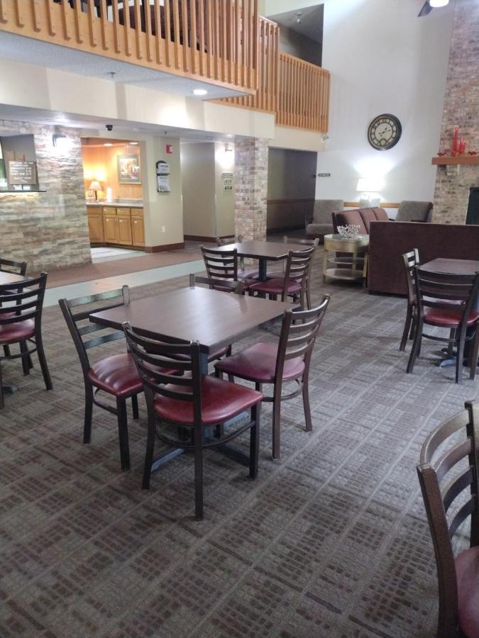 Americinn By Wyndham Red Wing Extérieur photo