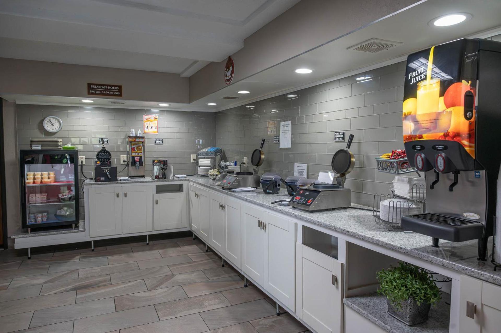 Americinn By Wyndham Red Wing Extérieur photo